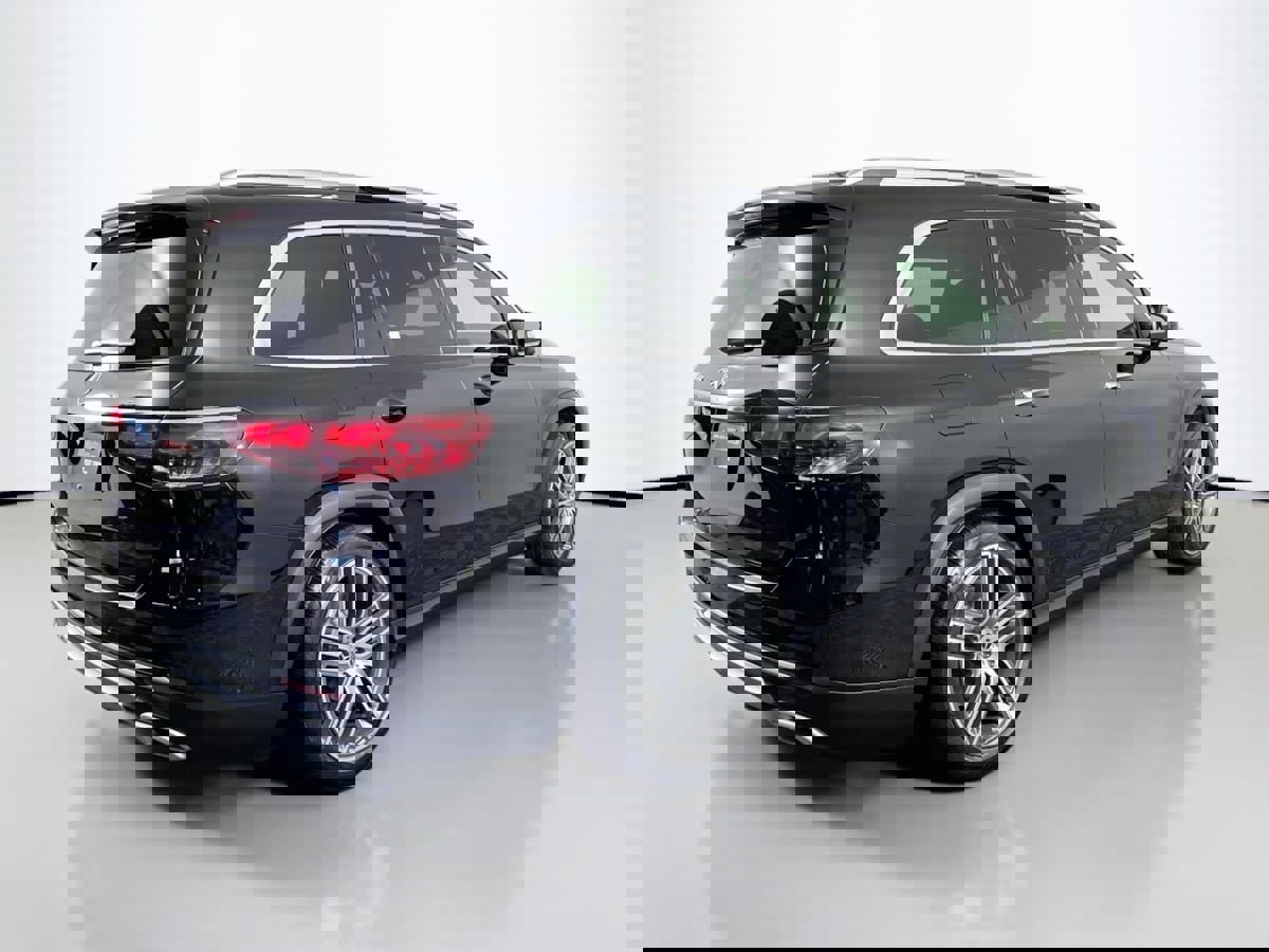 Used 2024 Mercedes-Benz GLS 450 4MATIC image 6