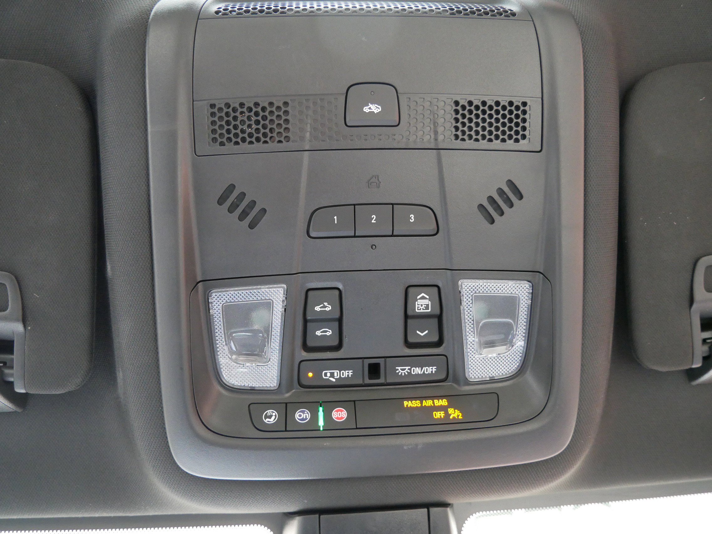 Certified 2023 Cadillac XT6 Sport w/ LPO, Floor Liner Package AWD/4WD image 23