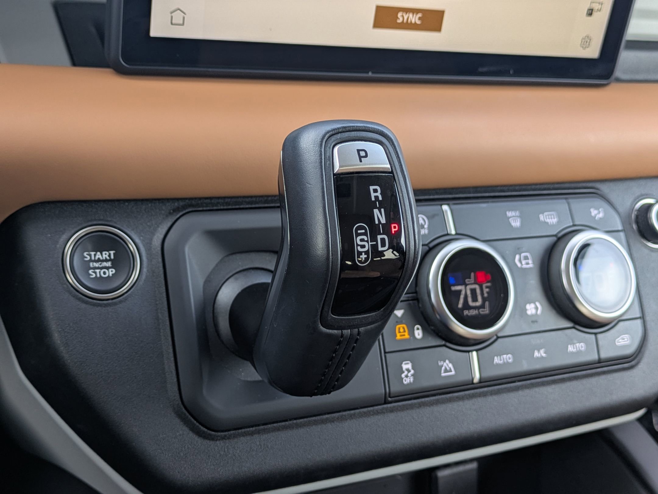 Certified 2024 Land Rover Defender 110 S image 17