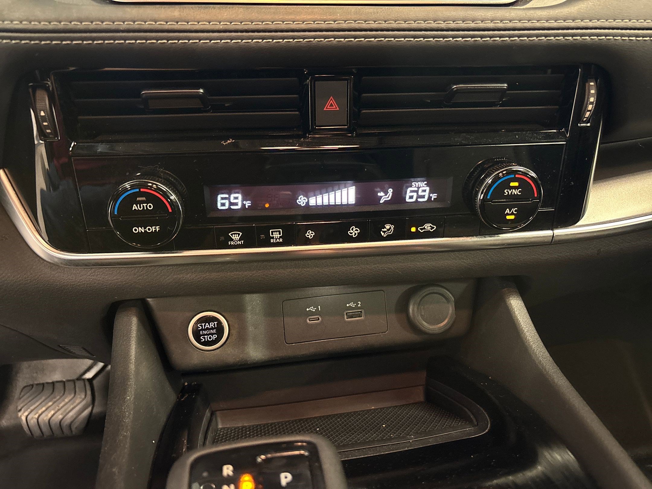 Used 2022 Nissan Rogue SV image 31