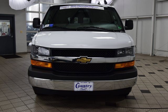 Used 2024 Chevrolet Express 2500 Work Van w/ Driver Convenience Package image 2