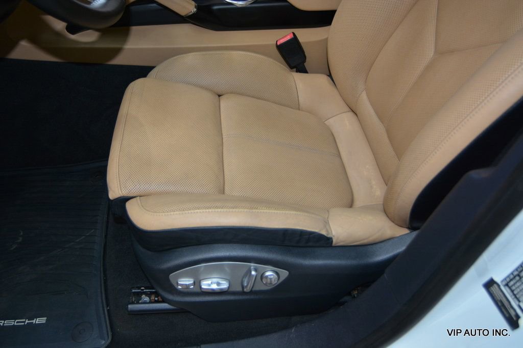 Used 2016 Porsche Cayenne image 17