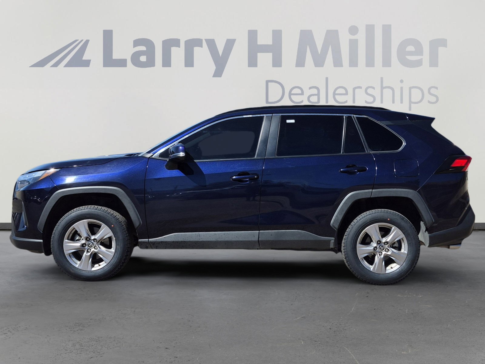 Certified 2023 Toyota RAV4 XLE AWD/4WD video 2
