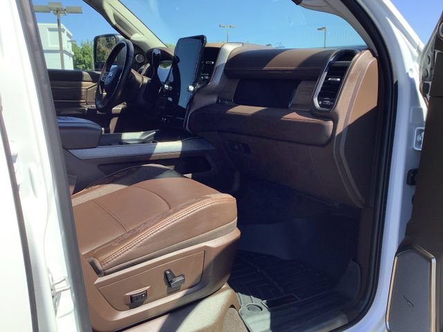 Used 2025 RAM 2500 Limited AWD/4WD image 39