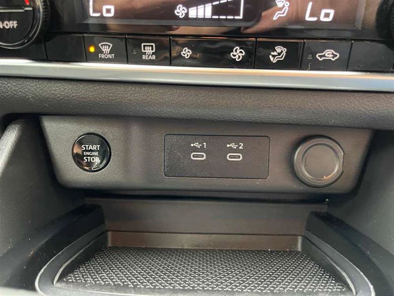 Used 2024 Nissan Rogue SV image 28