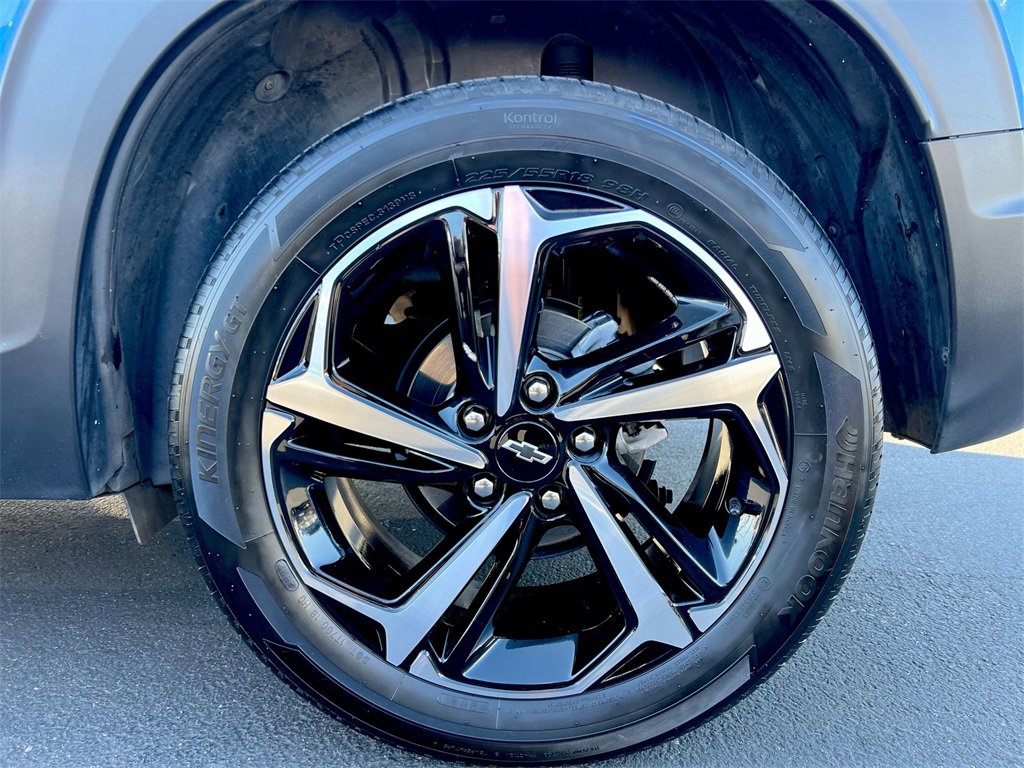 Used 2023 Chevrolet TrailBlazer RS w/ Sun and Liftgate Package image 27