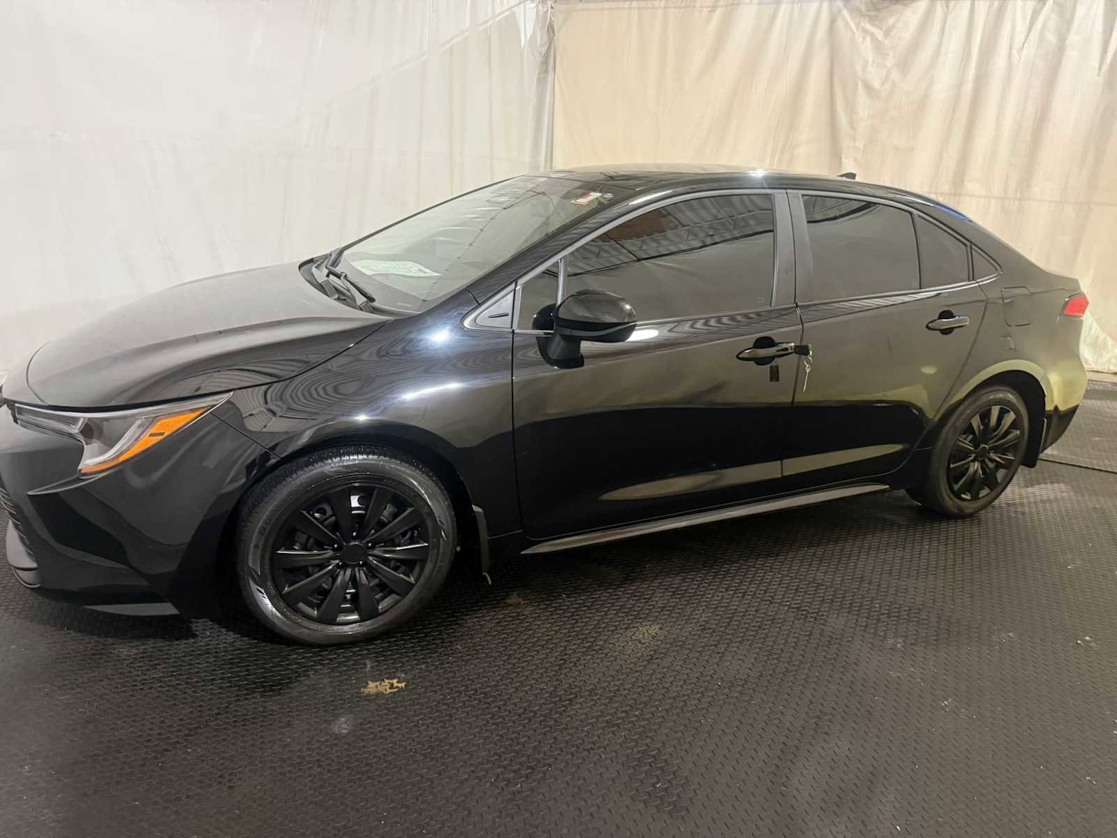 Certified 2024 Toyota Corolla LE image 2