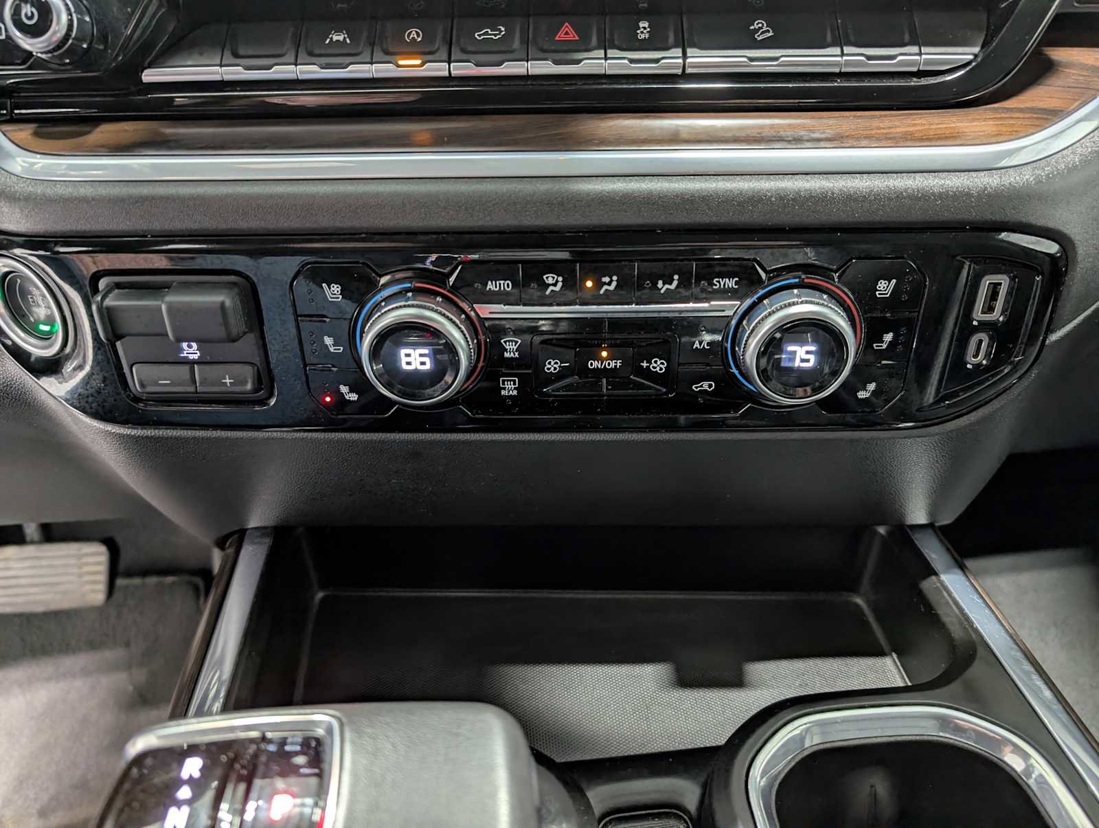 Certified 2022 GMC Sierra 1500 SLT AWD/4WD image 33