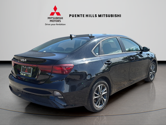 Used 2024 Kia Forte LXS FWD image 5