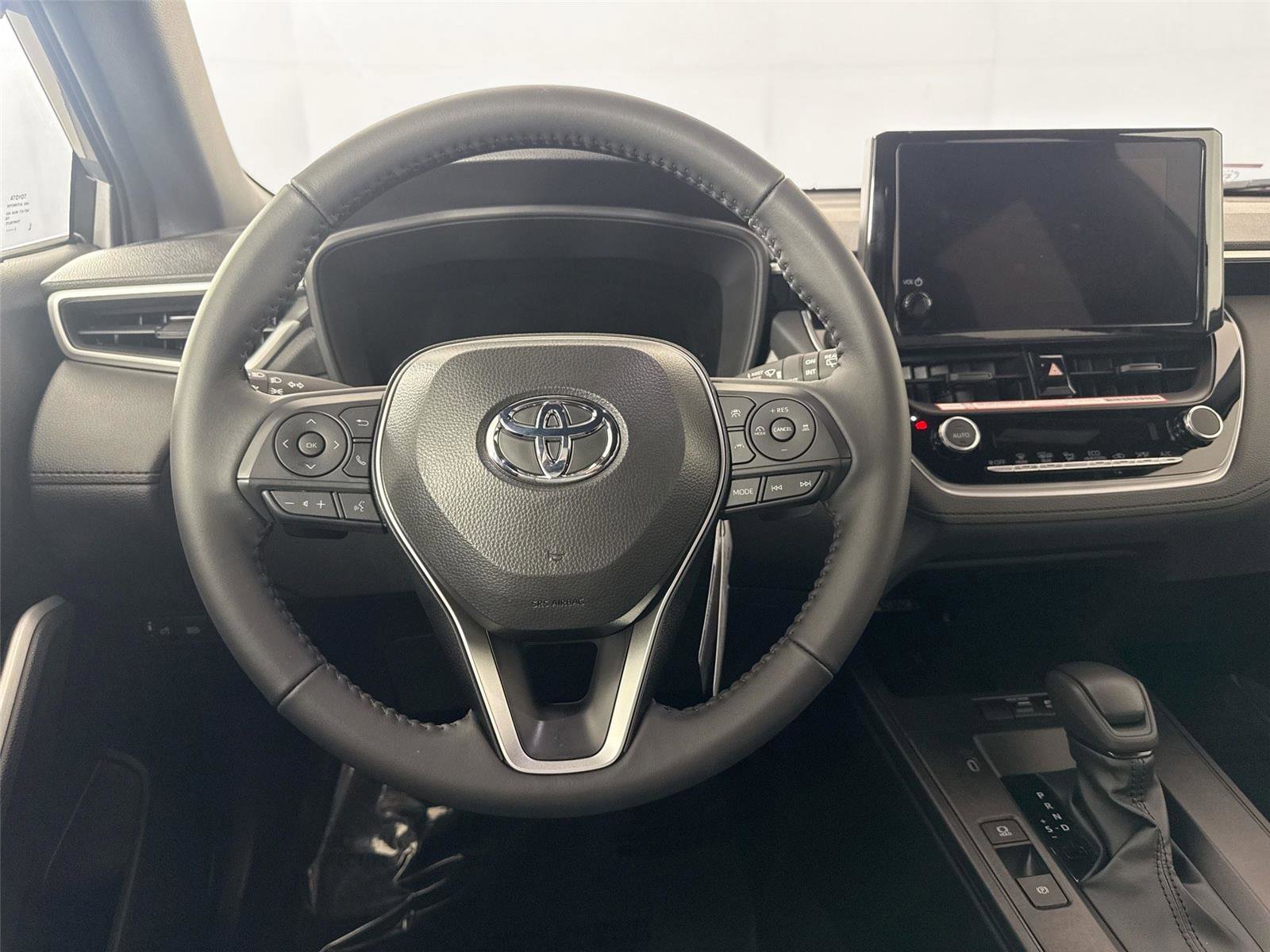 Certified 2026 Toyota Corolla Cross SE image 29