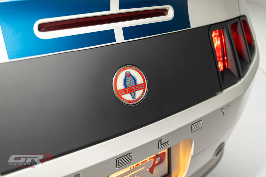 Used 2011 Ford Mustang GT Premium w/ Security Pkg RWD image 20