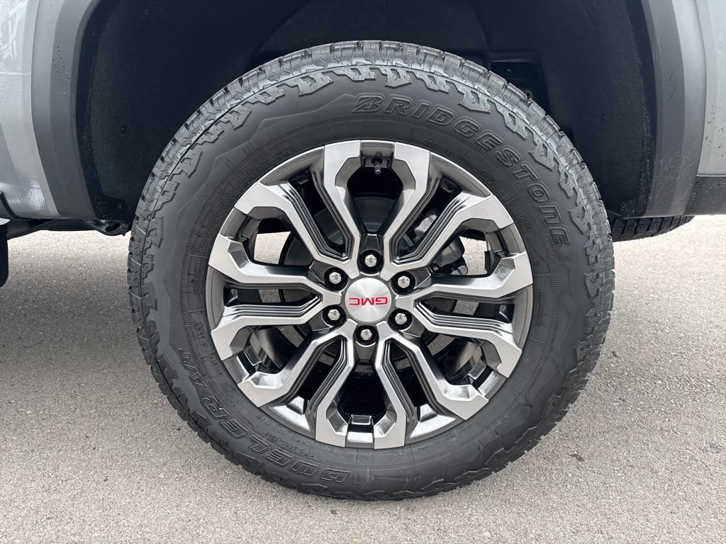 New 2026 GMC Canyon Denali image 30