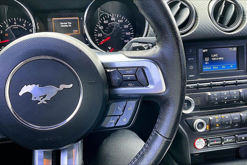 Used 2015 Ford Mustang Coupe image 18