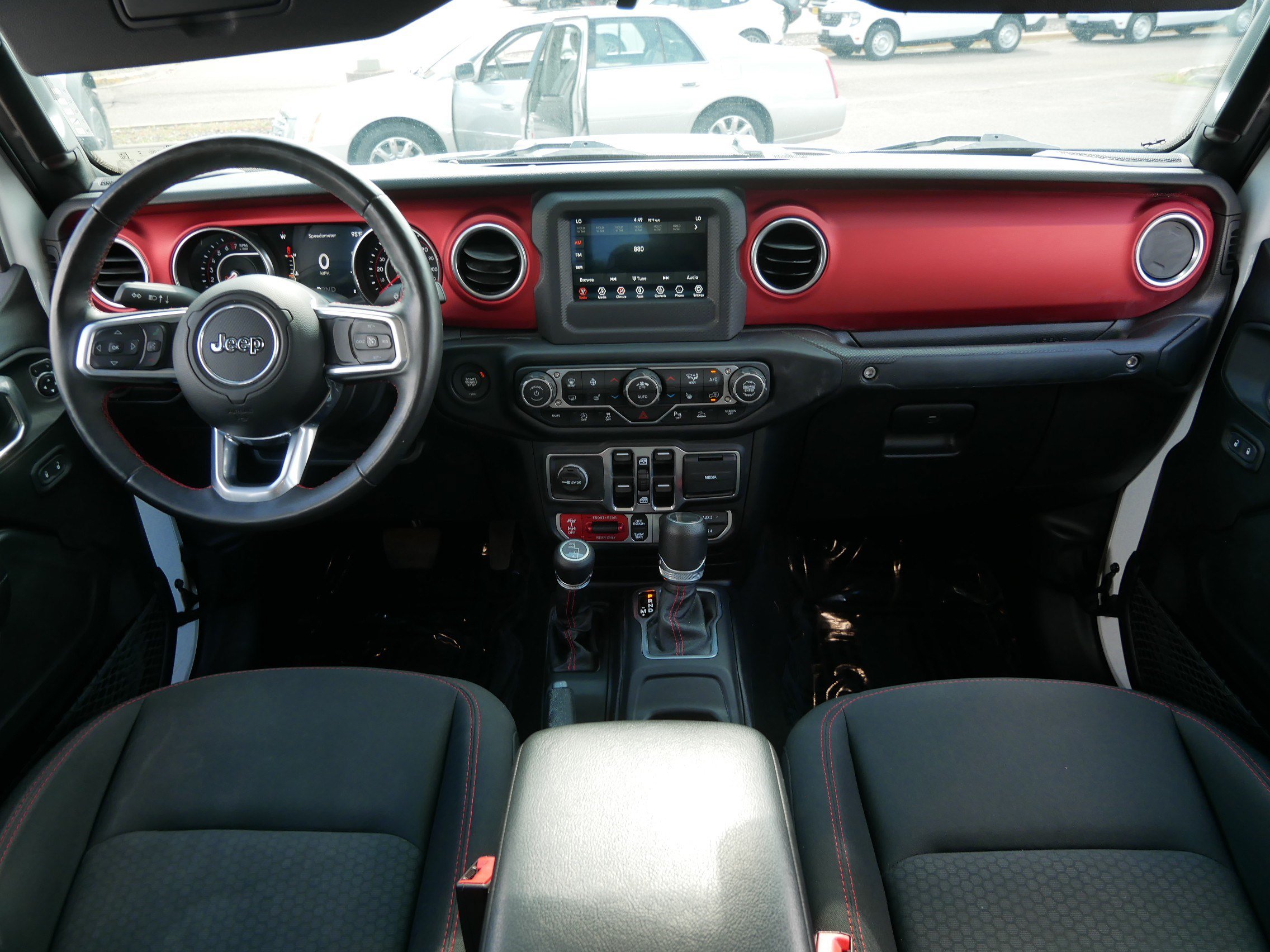 Used 2020 Jeep Gladiator Rubicon w/ Safety Group AWD/4WD image 10
