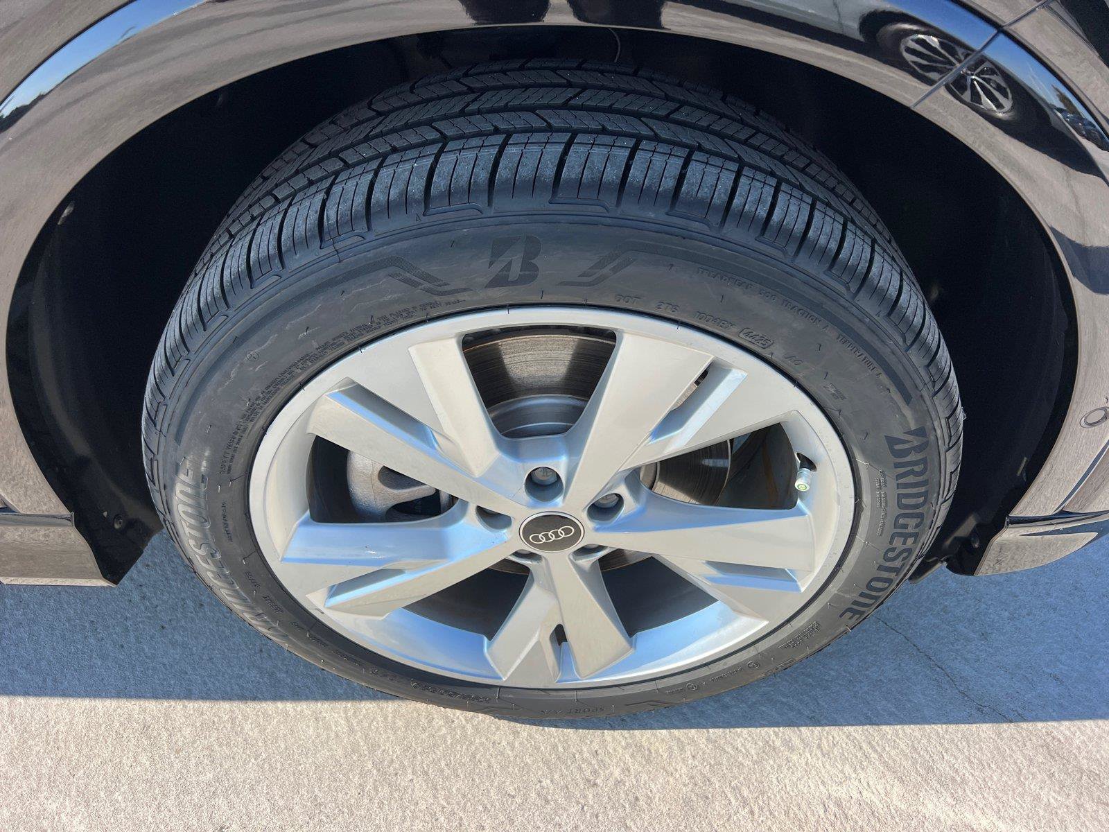 Used 2023 Audi Q4 e-tron Premium Plus AWD/4WD image 12