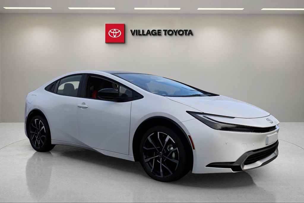 New 2026 Toyota Prius Plug-In Hybrid FWD image 7