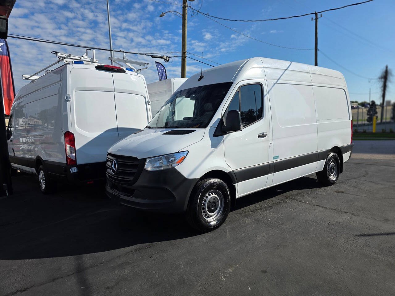 Used 2020 Mercedes-Benz Sprinter 2500 image 29