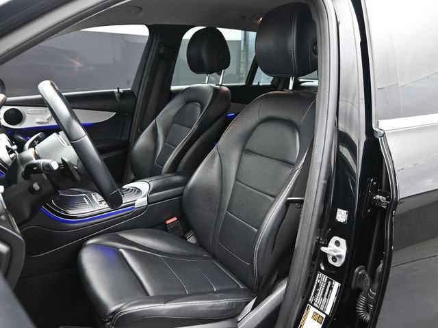 Used 2022 Mercedes-Benz GLC 300 image 5
