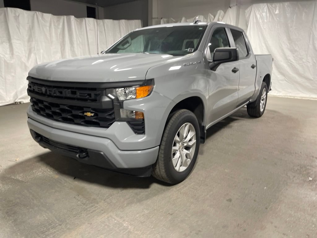 Used 2024 Chevrolet Silverado 1500 Custom AWD/4WD image 3