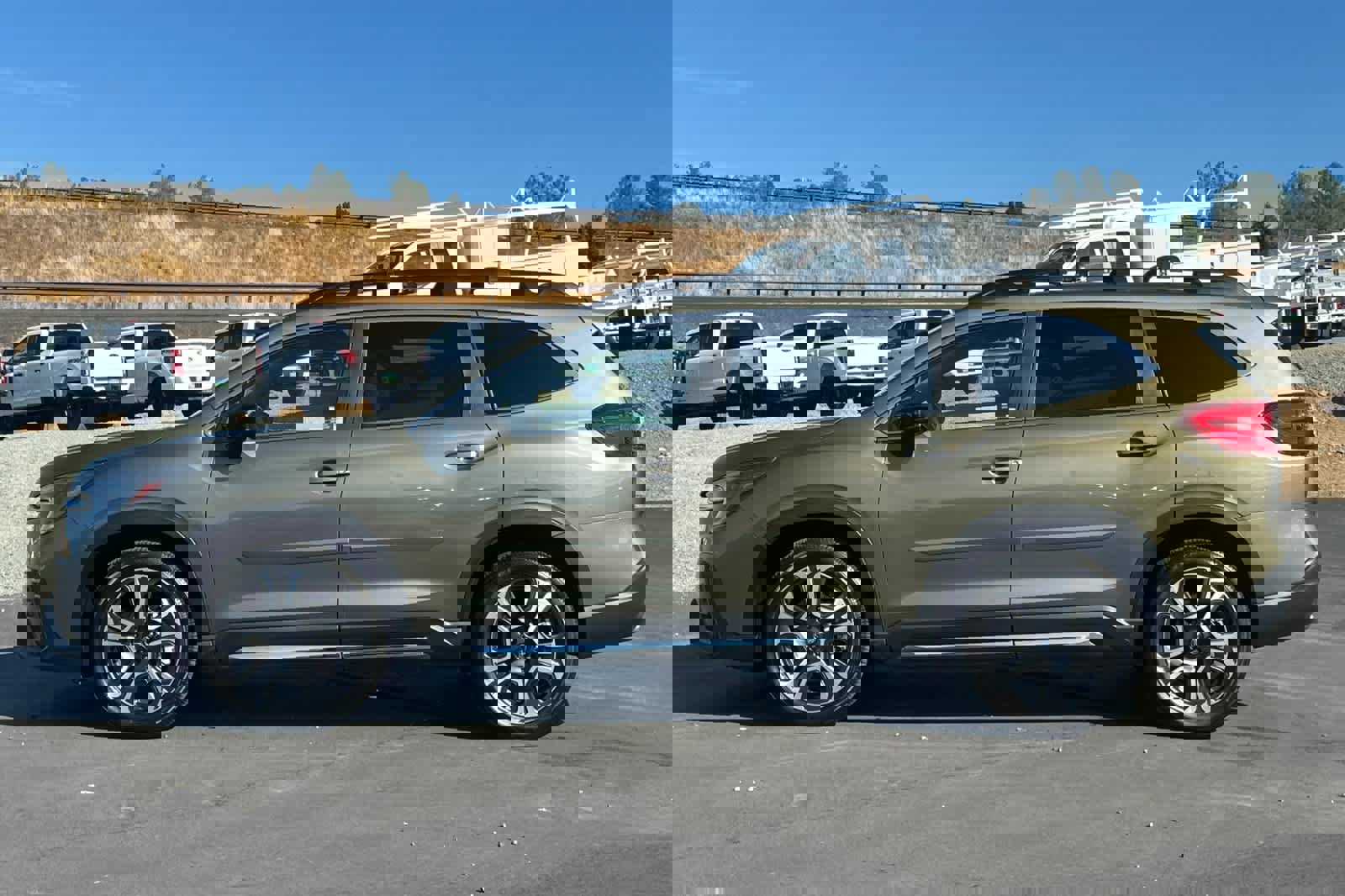 Used 2024 Subaru Ascent Limited w/ Technology Package image 7