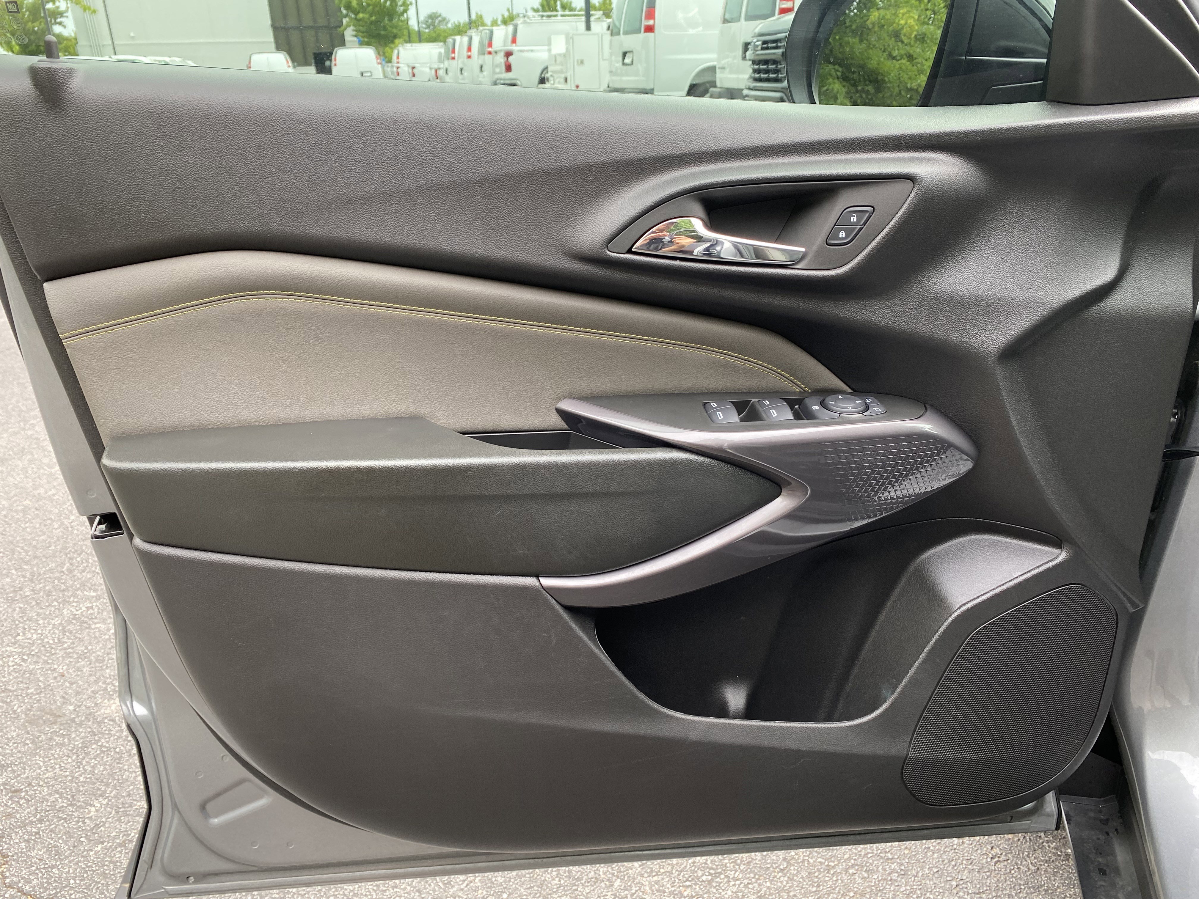 Used 2026 Chevrolet Trax ACTIV FWD image 15