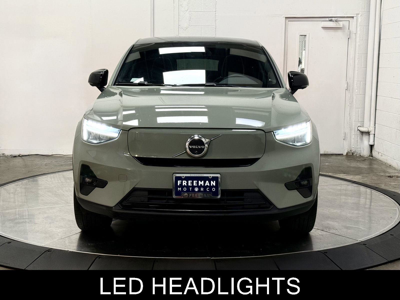Used 2023 Volvo C40 P8 Recharge Plus w/ Protection Package Premier AWD/4WD image 3