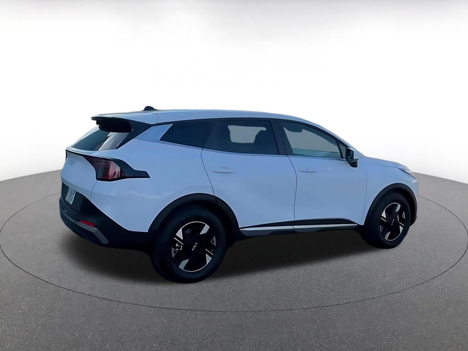 Used 2026 Kia Sportage LX FWD image 14