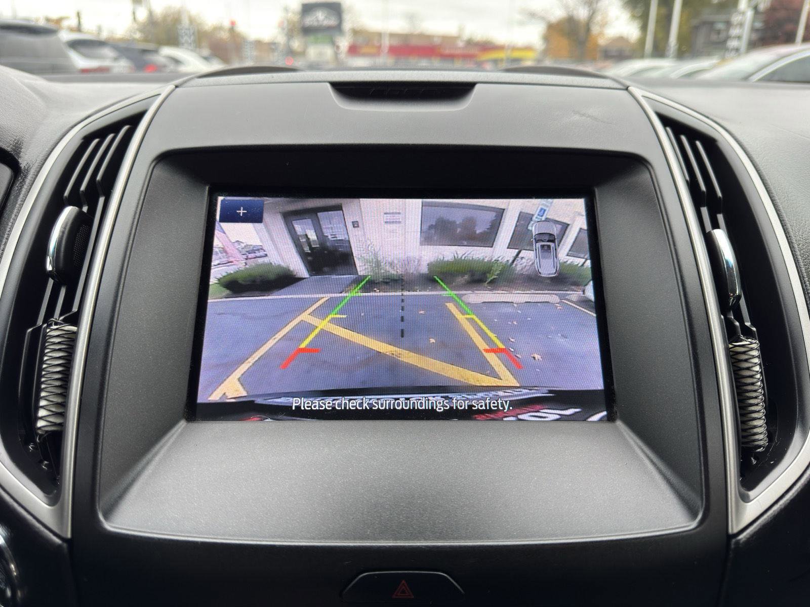 Used 2020 Ford Edge SEL image 33