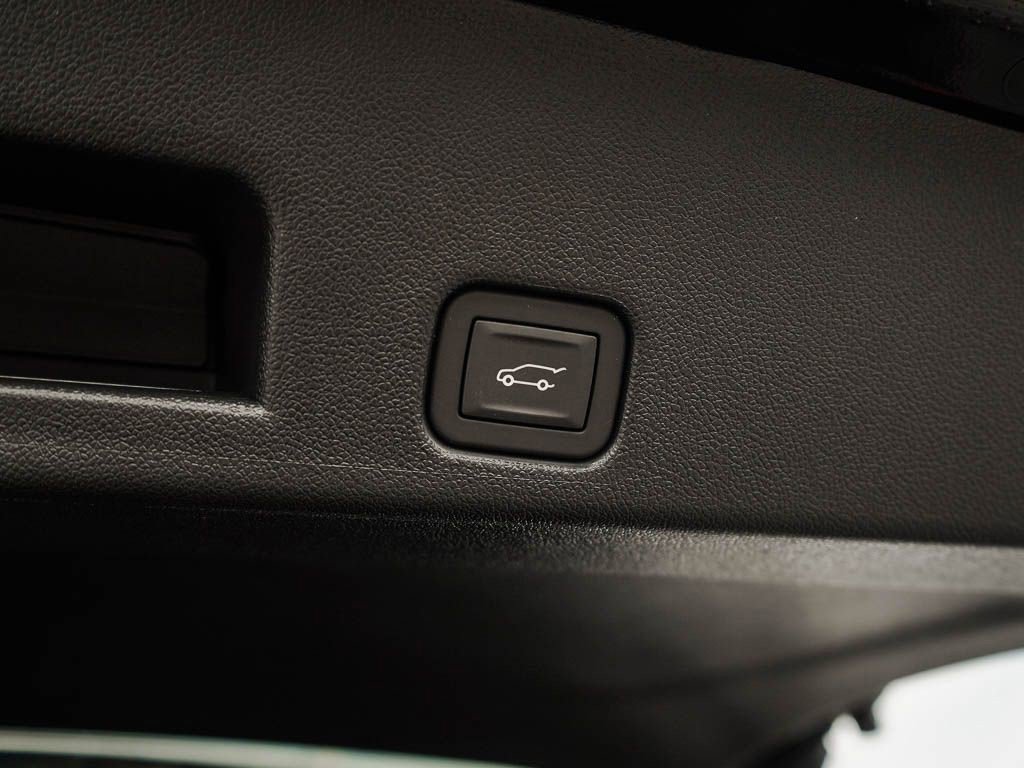 New 2026 GMC Acadia Elevation w/ Black Edition AWD/4WD image 9