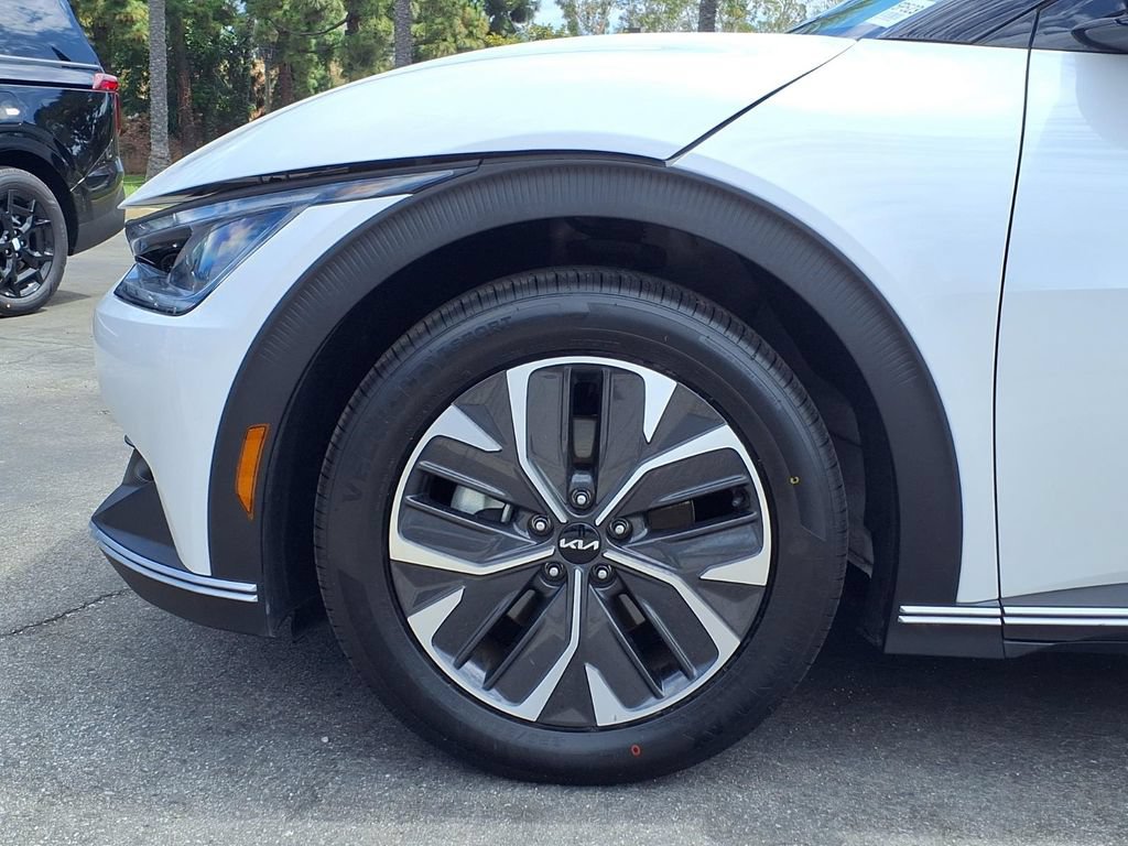 Certified 2024 Kia EV6 Light RWD image 13