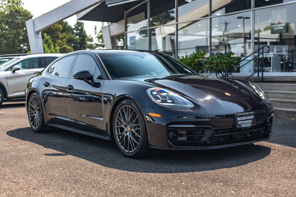 Used 2023 Porsche Panamera 4 Platinum Edition AWD/4WD image 6
