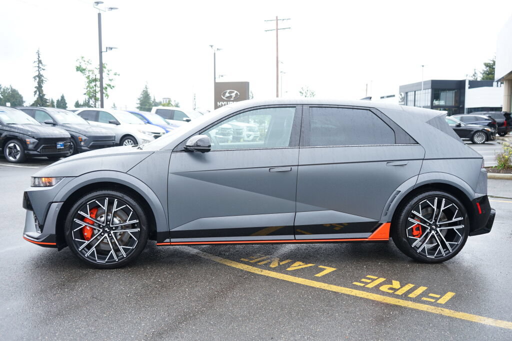 Certified 2025 Hyundai Ioniq 5 N AWD/4WD image 8