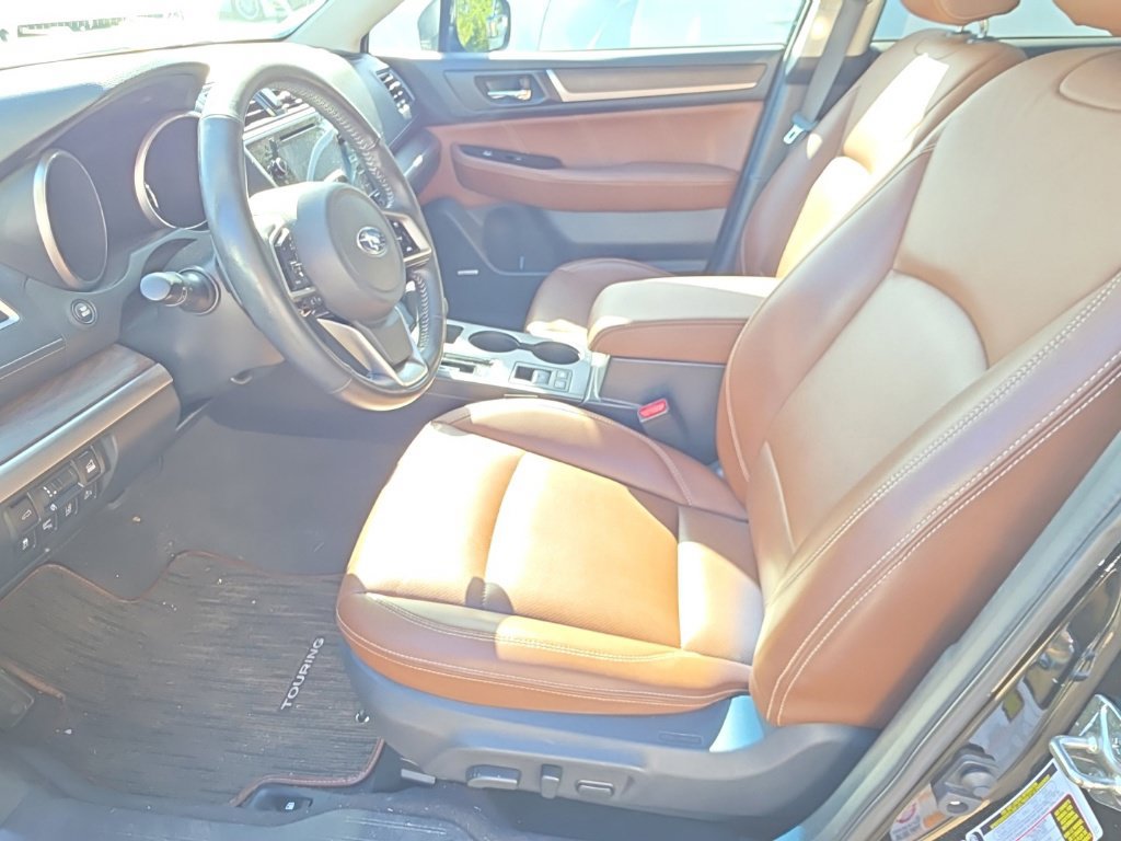 Used 2018 Subaru Outback 2.5i Touring AWD/4WD image 8