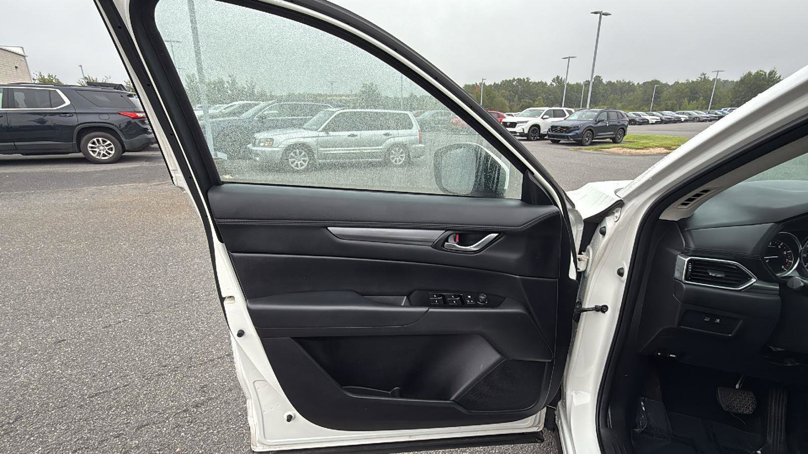 Used 2020 MAZDA CX-5 Touring image 24