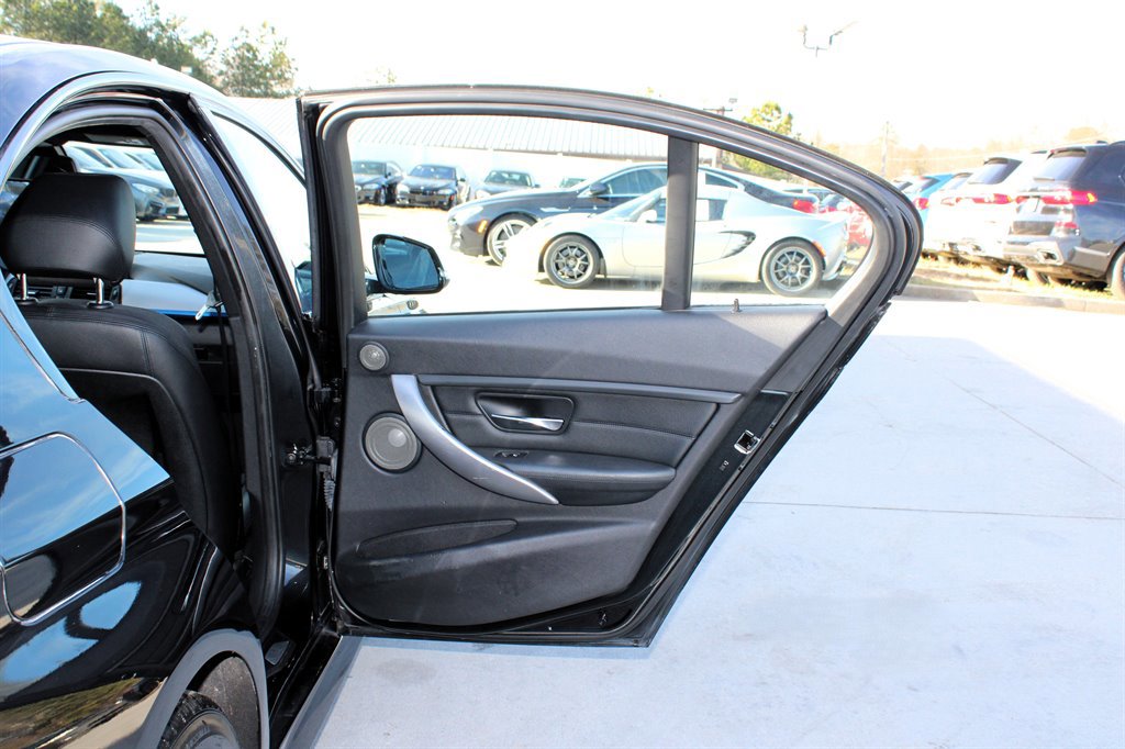 Used 2013 BMW 335i xDrive Sedan AWD/4WD image 33