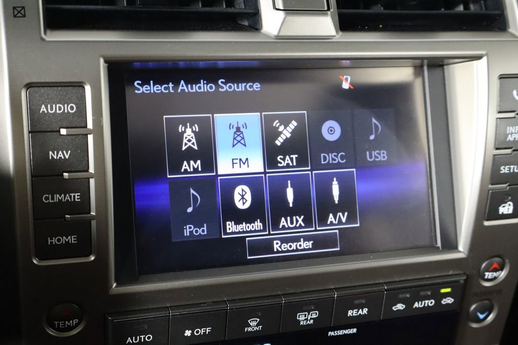 Used 2021 Lexus GX 460 Luxury w/ Accessory Package AWD/4WD image 34
