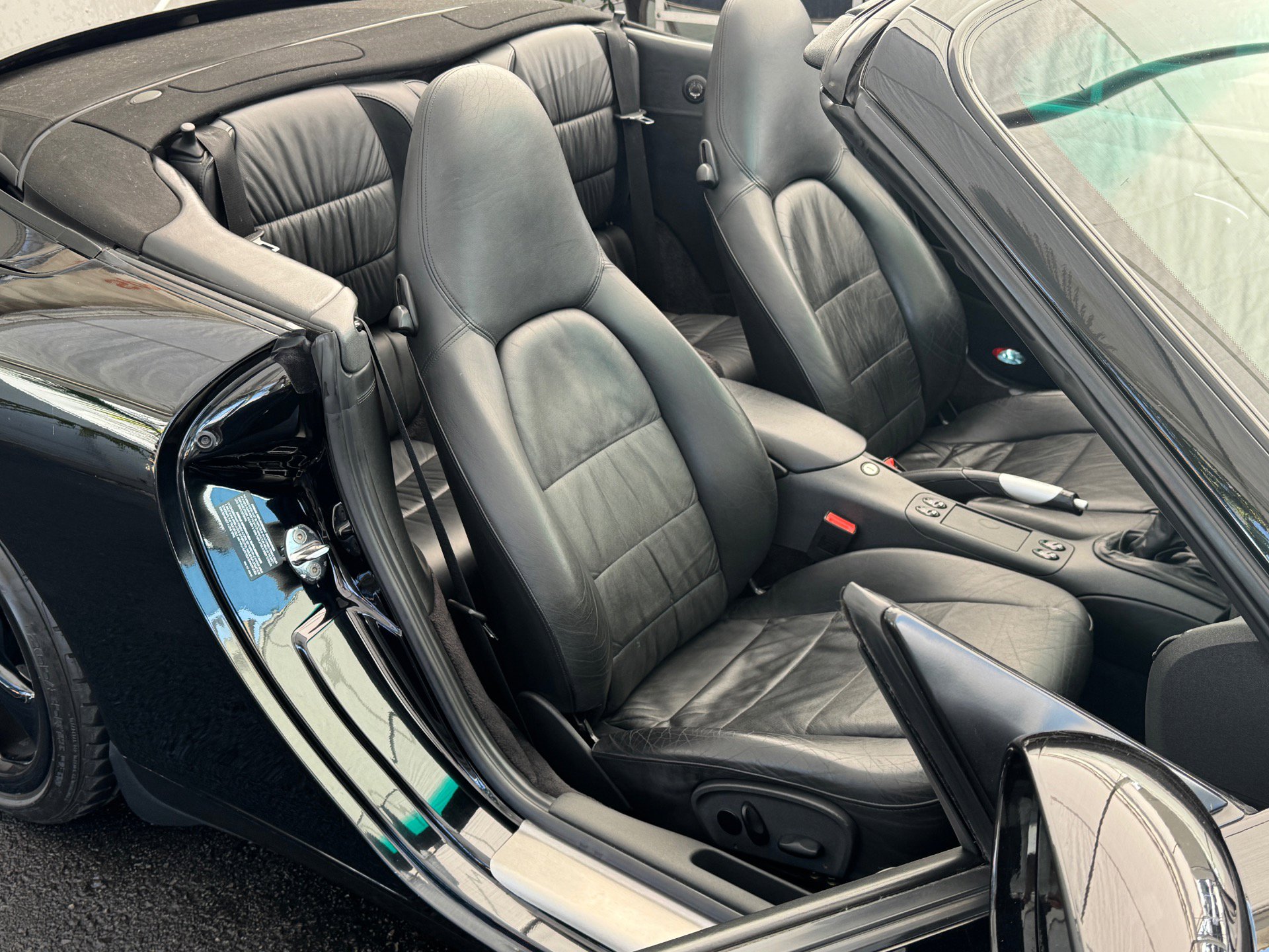 Used 1999 Porsche 911 Cabriolet image 35