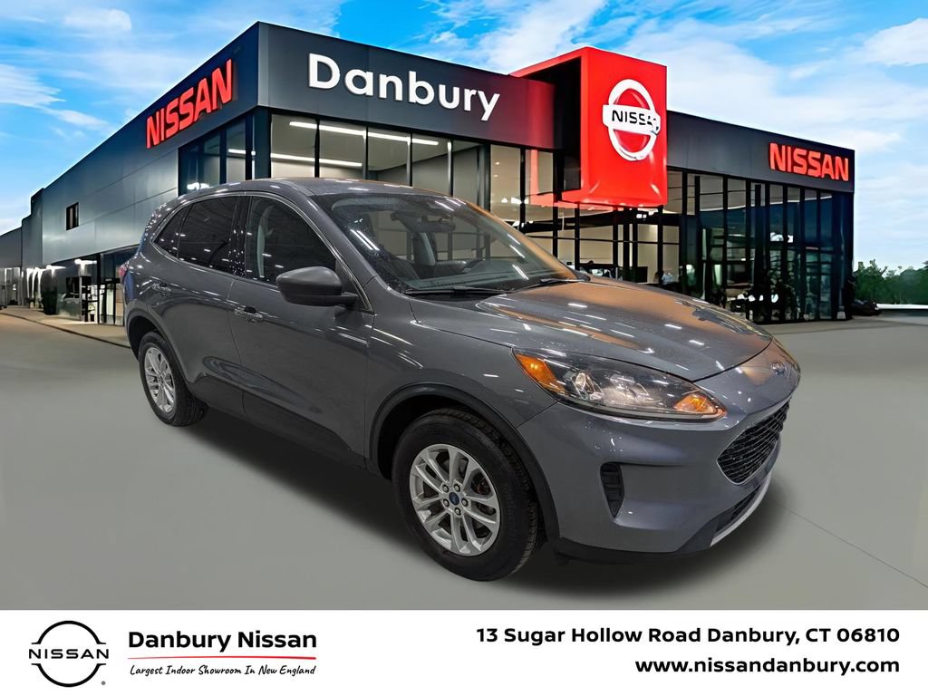 Used 2022 Ford Escape SE w/ Cold Weather Package
