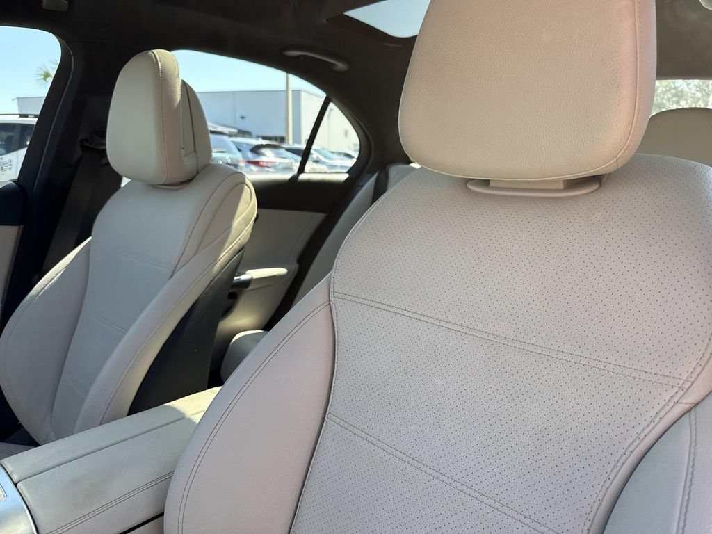 Used 2023 Mercedes-Benz C 300 Sedan image 24