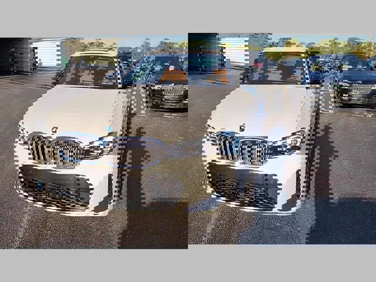 New 2025 BMW 330i 330i w/ M Sport Package image 32