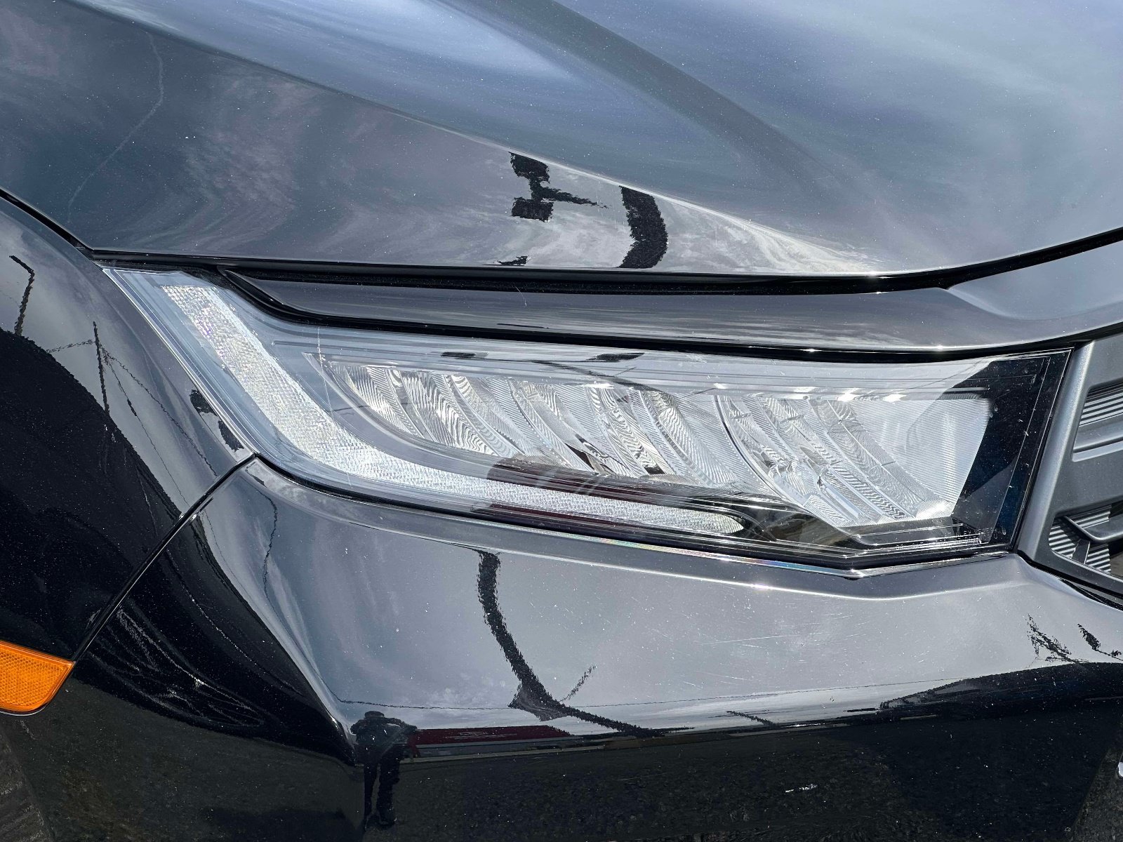 Used 2025 Honda Odyssey EX-L image 9