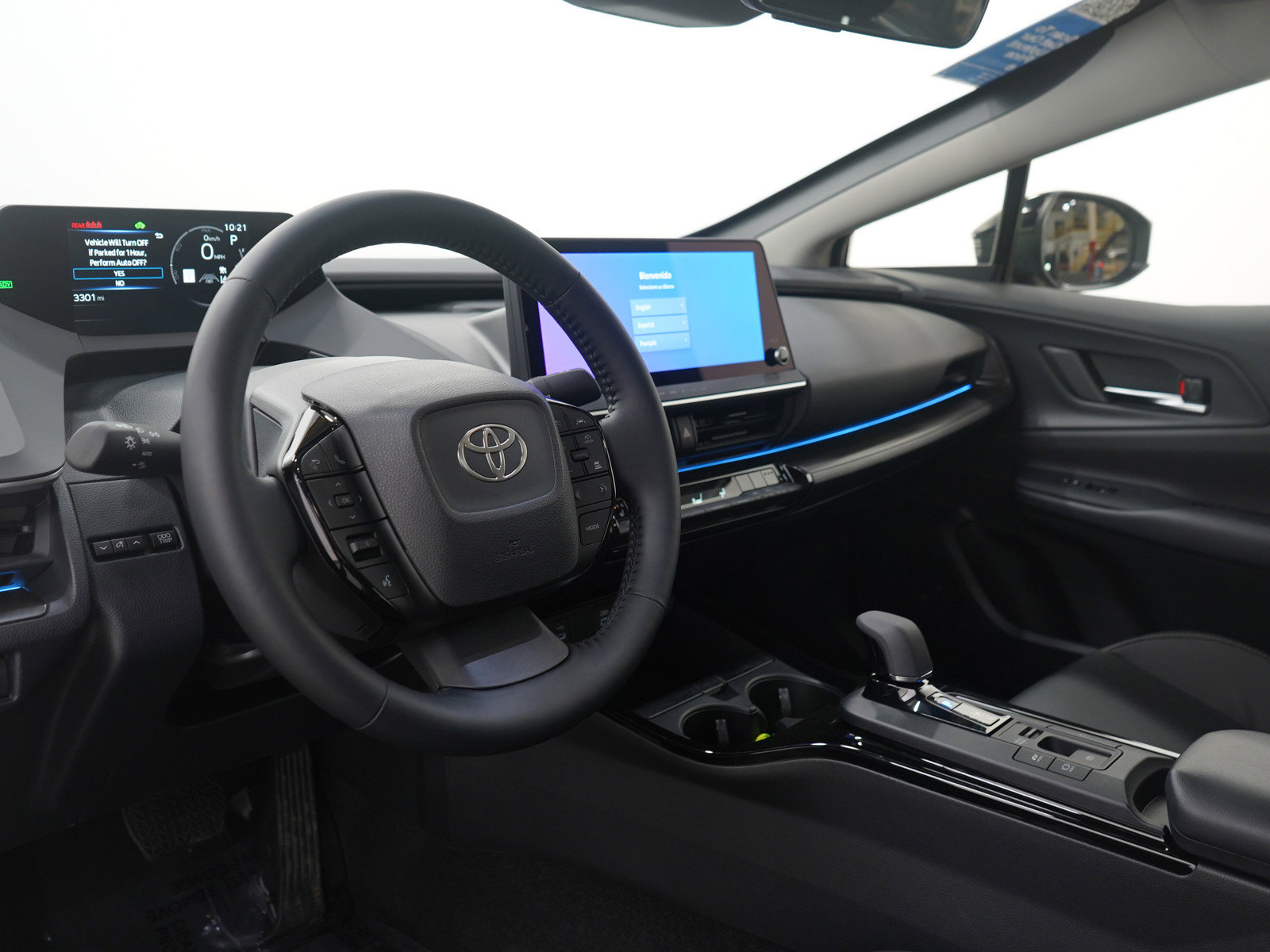 Used 2025 Toyota Prius AWD image 25