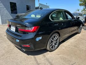 Used 2021 BMW 330e w/ Convenience Package RWD image 2