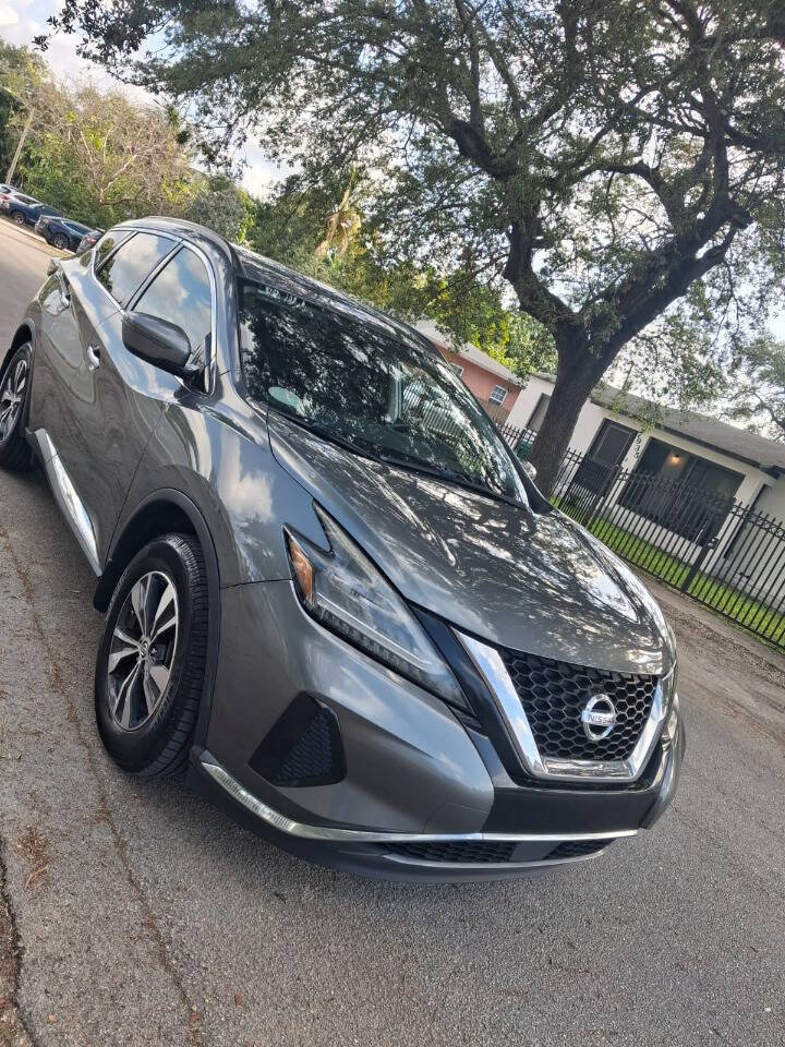 Used 2019 Nissan Murano SV w/ Cargo Package FWD image 2