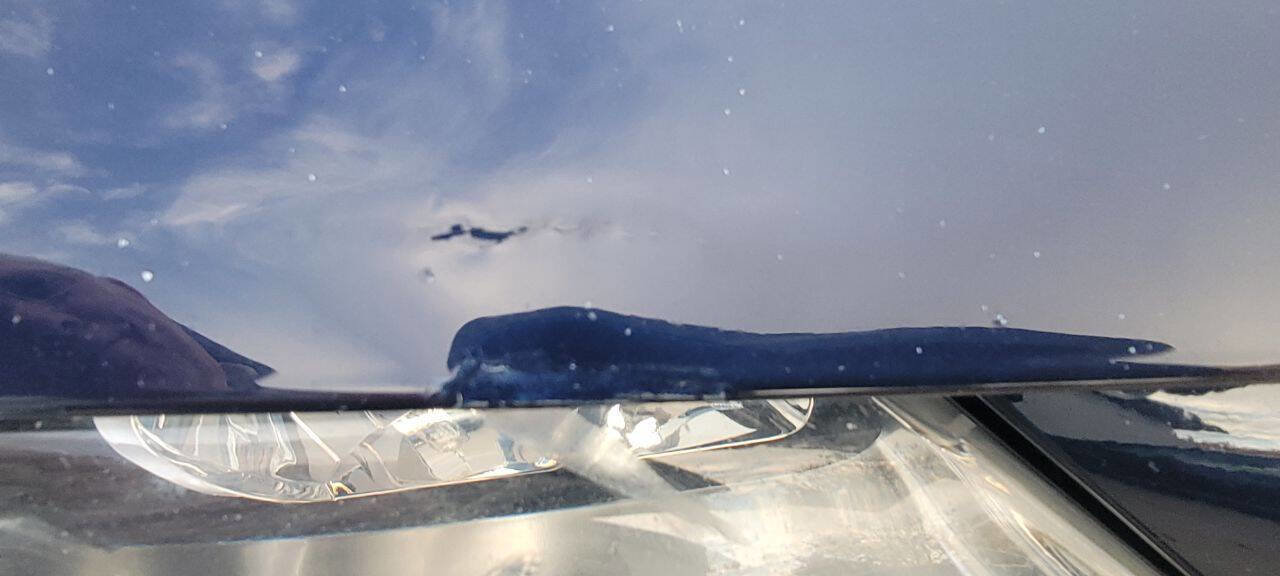 Used 2013 Lexus ES 300h image 16