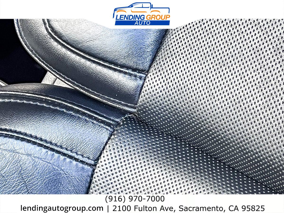 Used 2019 Lincoln Navigator Premiere image 23