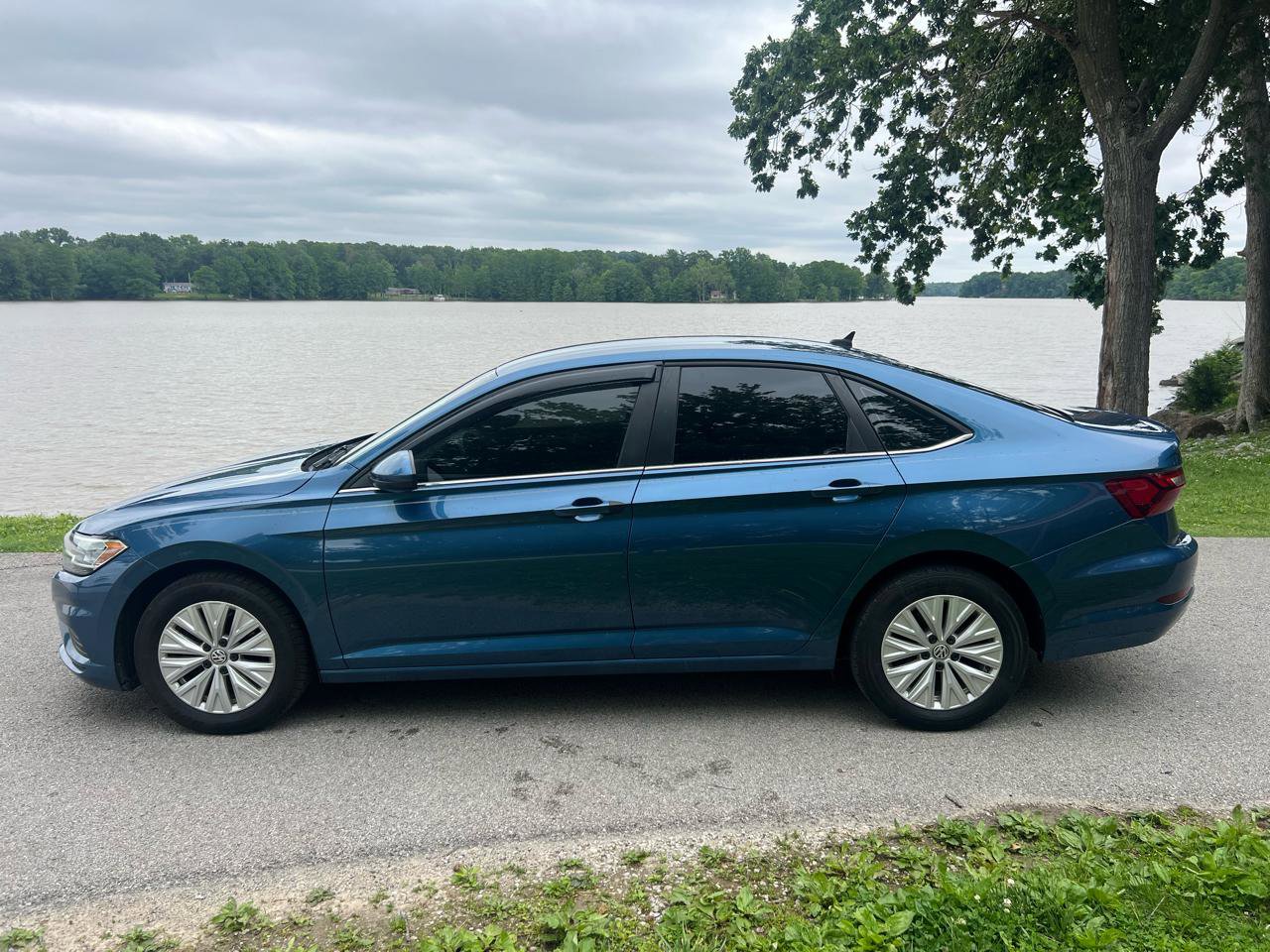 Used 2020 Volkswagen Jetta S w/ Driver Assistance Package FWD image 1
