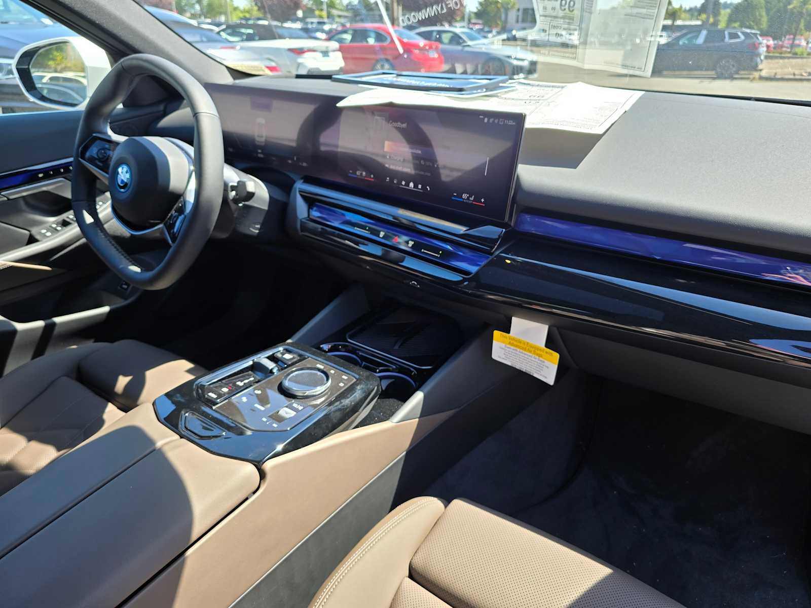 Used 2024 BMW i5 eDrive40i w/ M Sport Package image 12