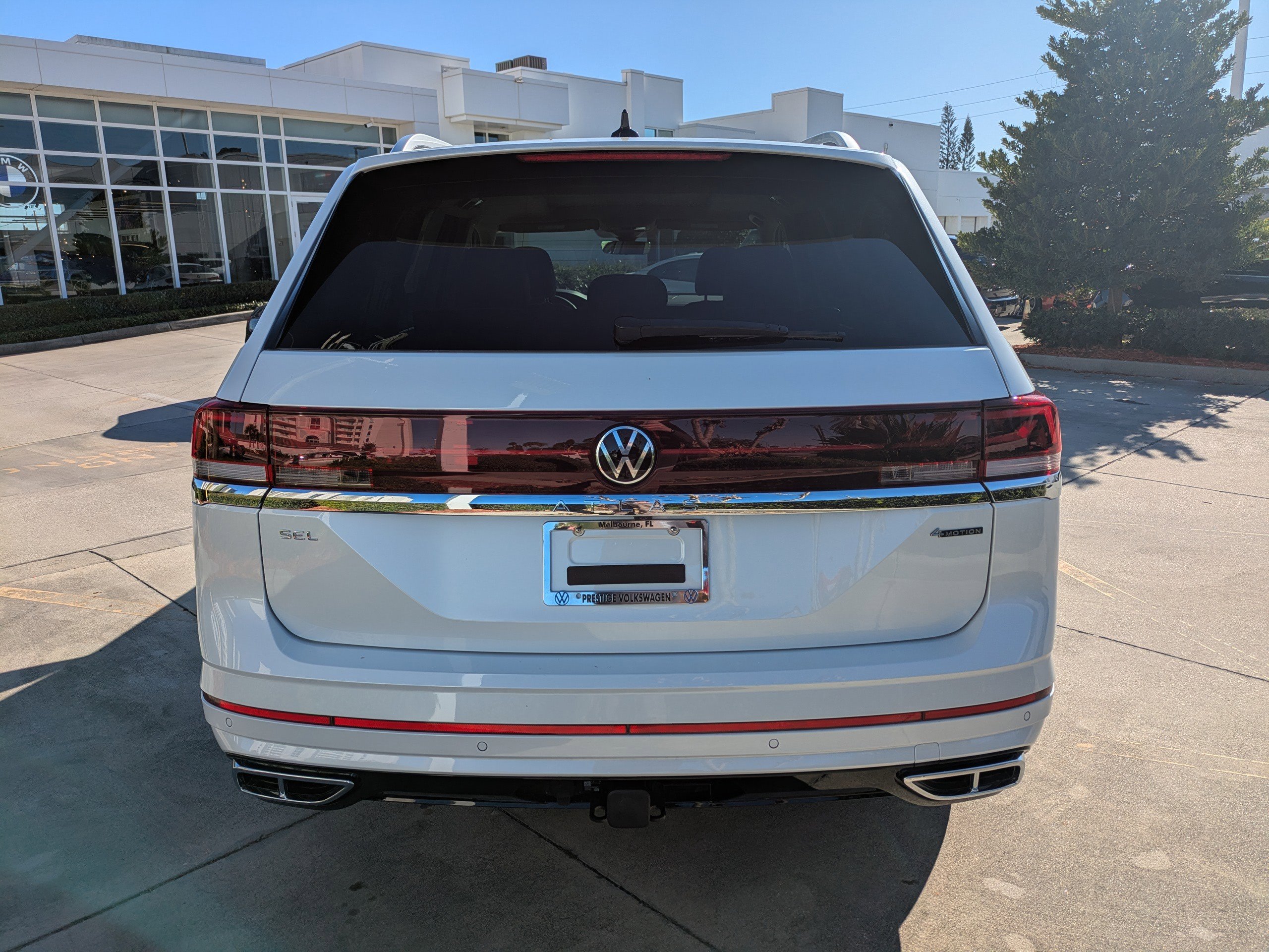 New 2026 Volkswagen Atlas SEL Premium R-Line image 5