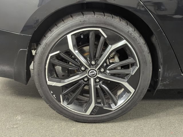 Used 2023 Nissan Altima 2.5 SR AWD/4WD image 13